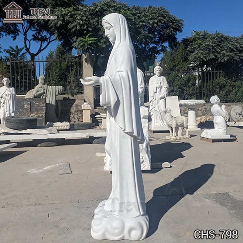 statue virgin mary