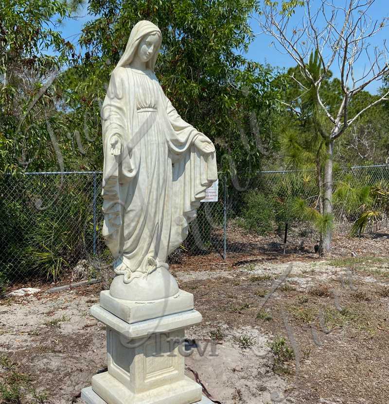 Blessed-Virgin-statue
